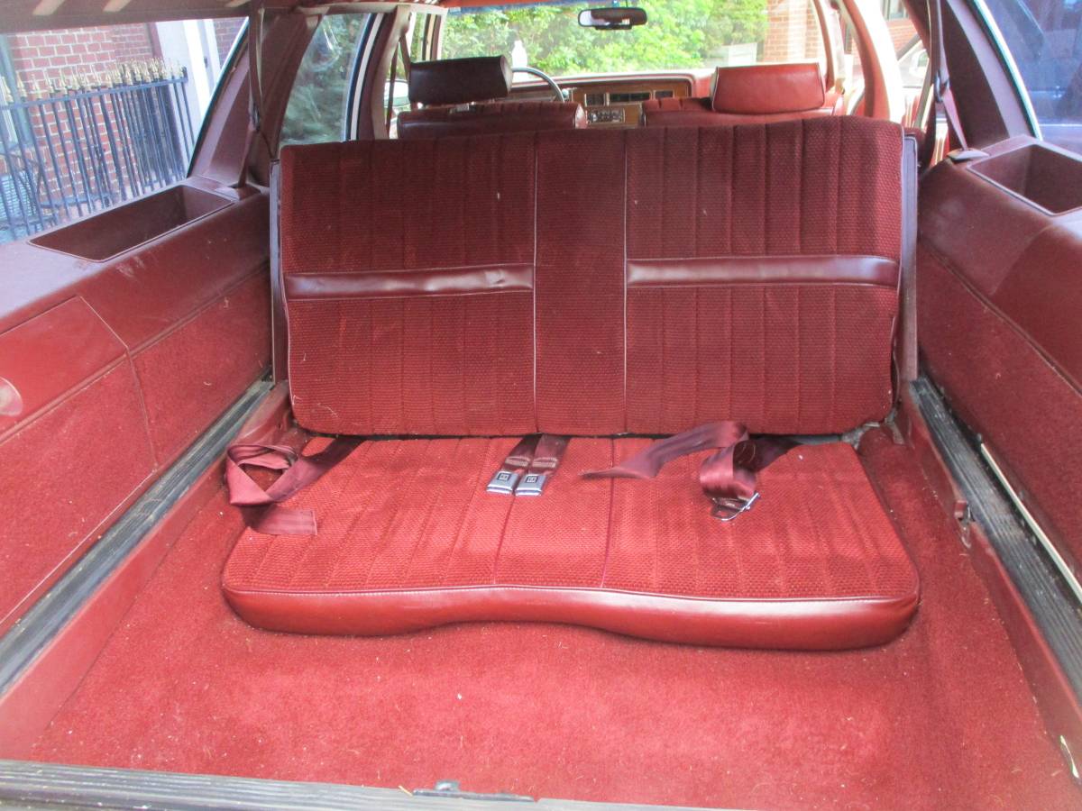 Oldsmobile-custom-cruiser-wagon-1990-15