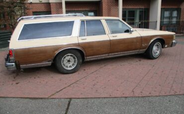 Oldsmobile-custom-cruiser-wagon-1990-5
