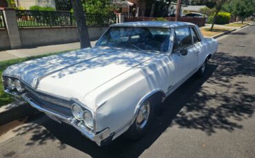 Oldsmobile-cutlass-1964-white