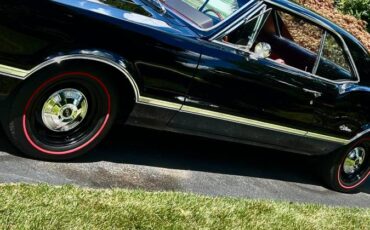Oldsmobile-cutlass-1966-black-18
