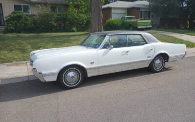 Oldsmobile cutlass 1966