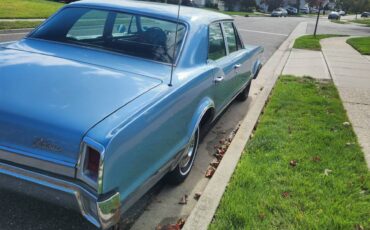 Oldsmobile-cutlass-1967-blue-2