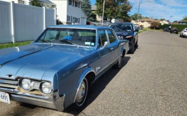 Oldsmobile-cutlass-1967-blue