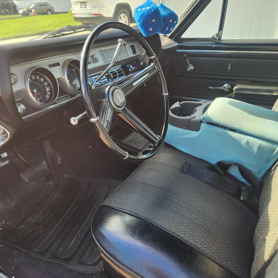 Oldsmobile-cutlass-1967-blue-5