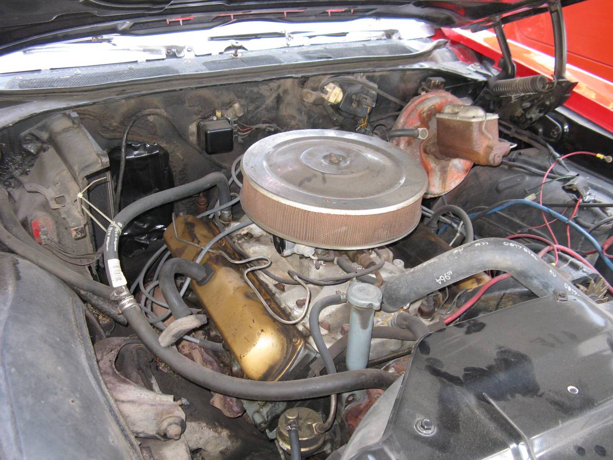 Oldsmobile-cutlass-1968-red-20