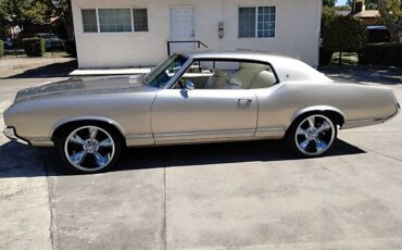 Oldsmobile-cutlass-1970-custom-16