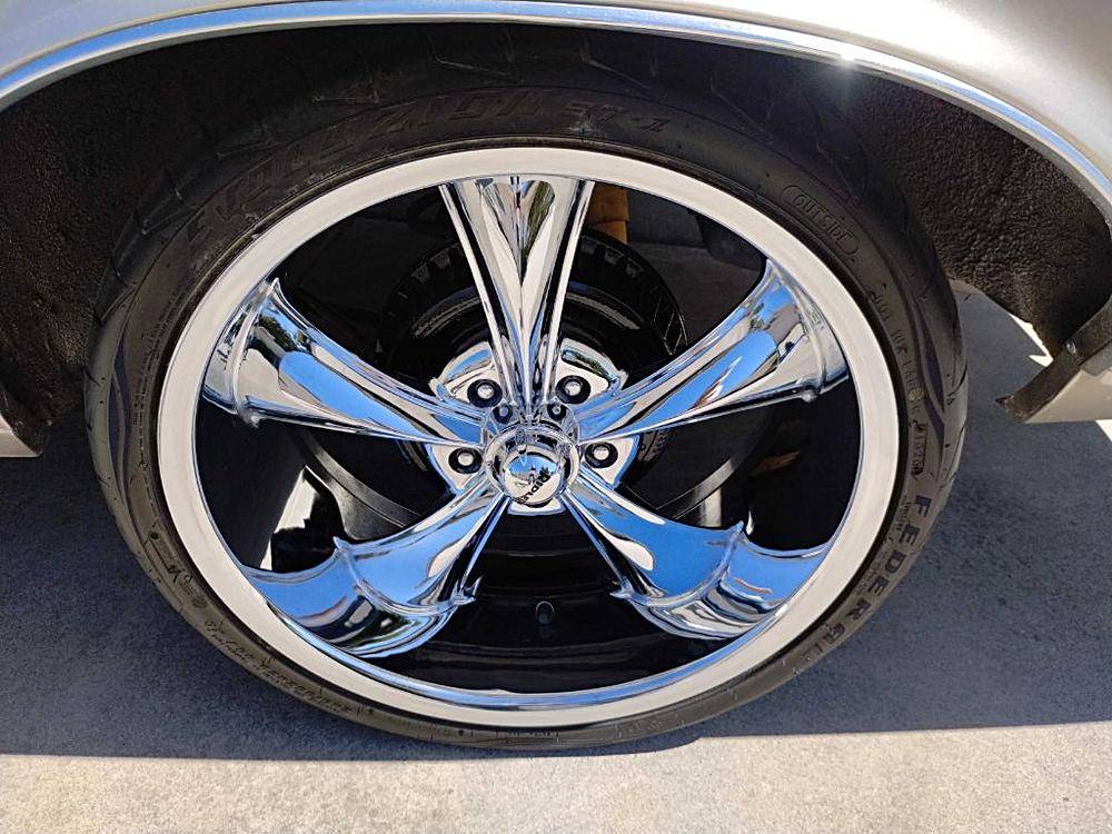 Oldsmobile-cutlass-1970-custom-39