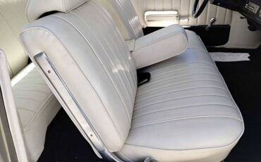 Oldsmobile-cutlass-1970-custom-43