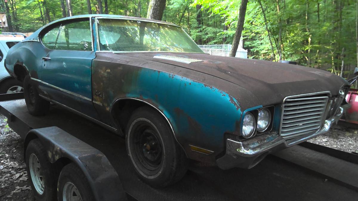 Oldsmobile-cutlass-1972-blue-1