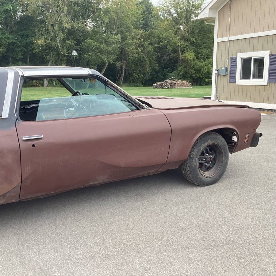 Oldsmobile-cutlass-1975-black-10