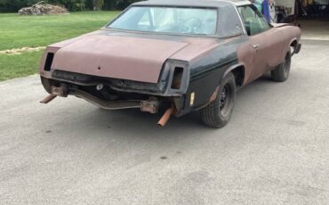 Oldsmobile-cutlass-1975-black-9