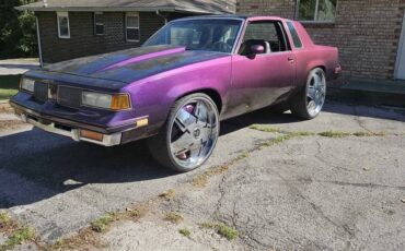 Oldsmobile-cutlass-1988-purple-1