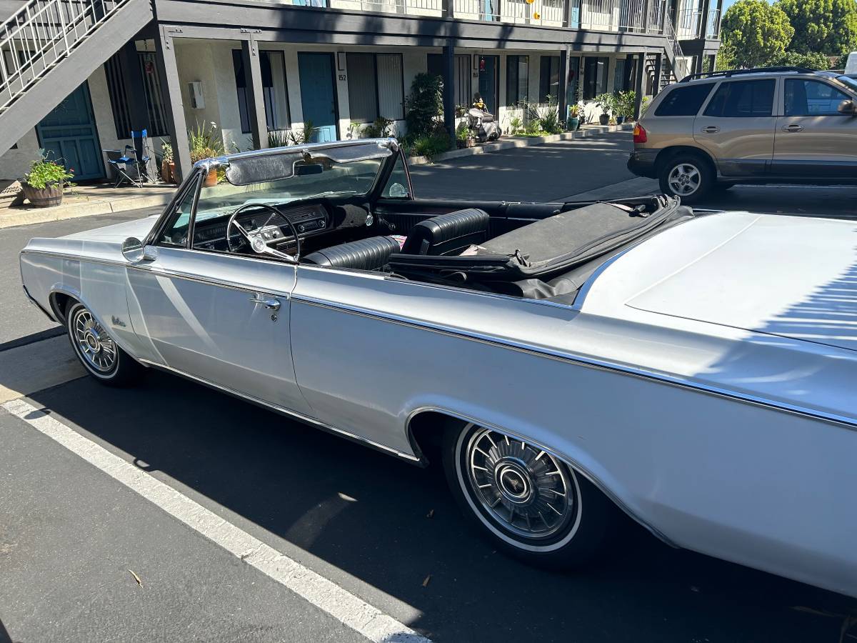 Oldsmobile-cutlass-85-1964-white-1