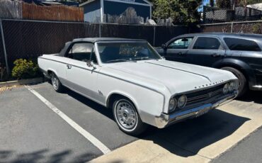 Oldsmobile-cutlass-85-1964-white-5