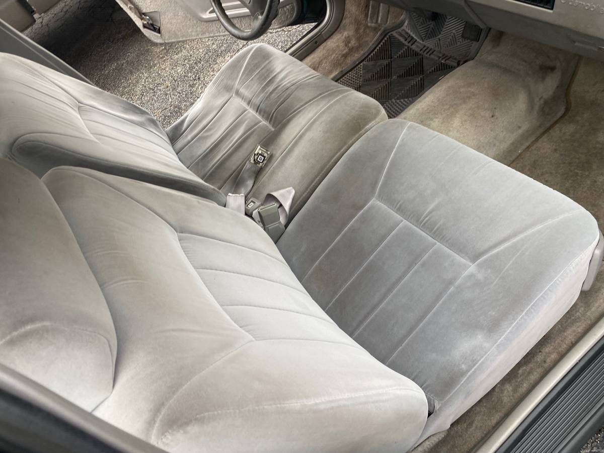 Oldsmobile-cutlass-ciera-1996-green-17