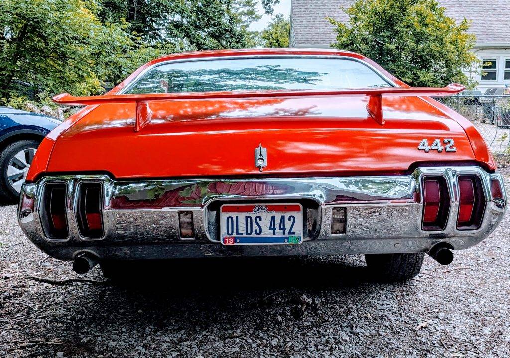 Oldsmobile-cutlass-s-1970-orange-12