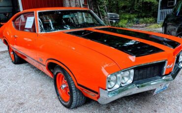 Oldsmobile-cutlass-s-1970-orange-13