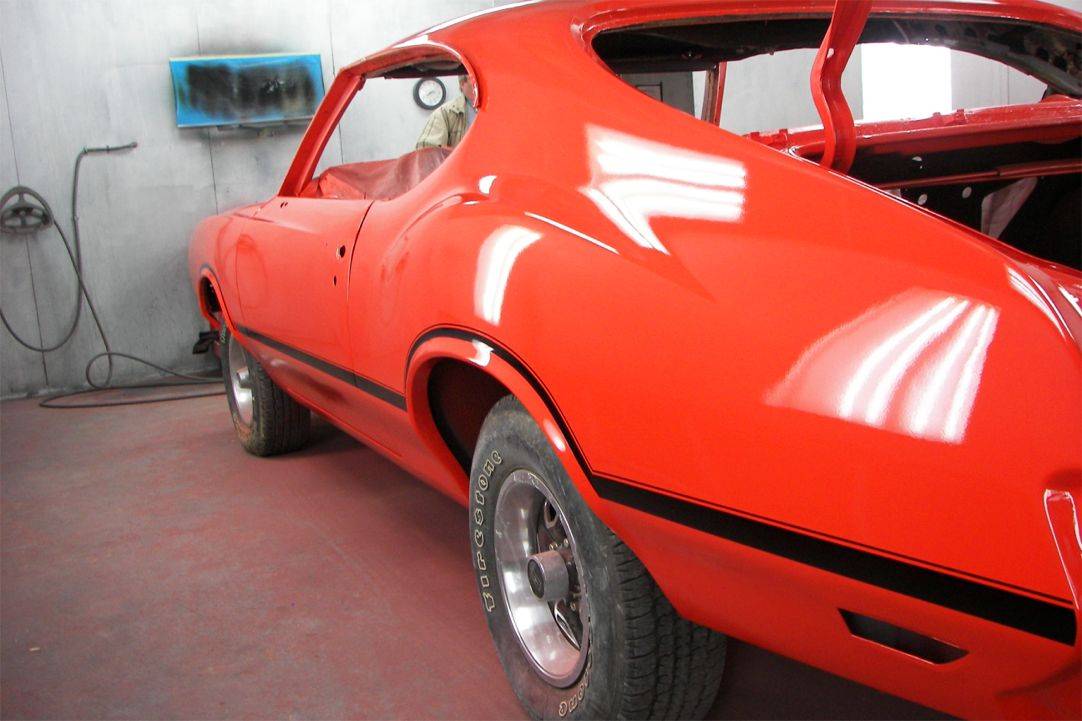 Oldsmobile-cutlass-s-1970-orange-15
