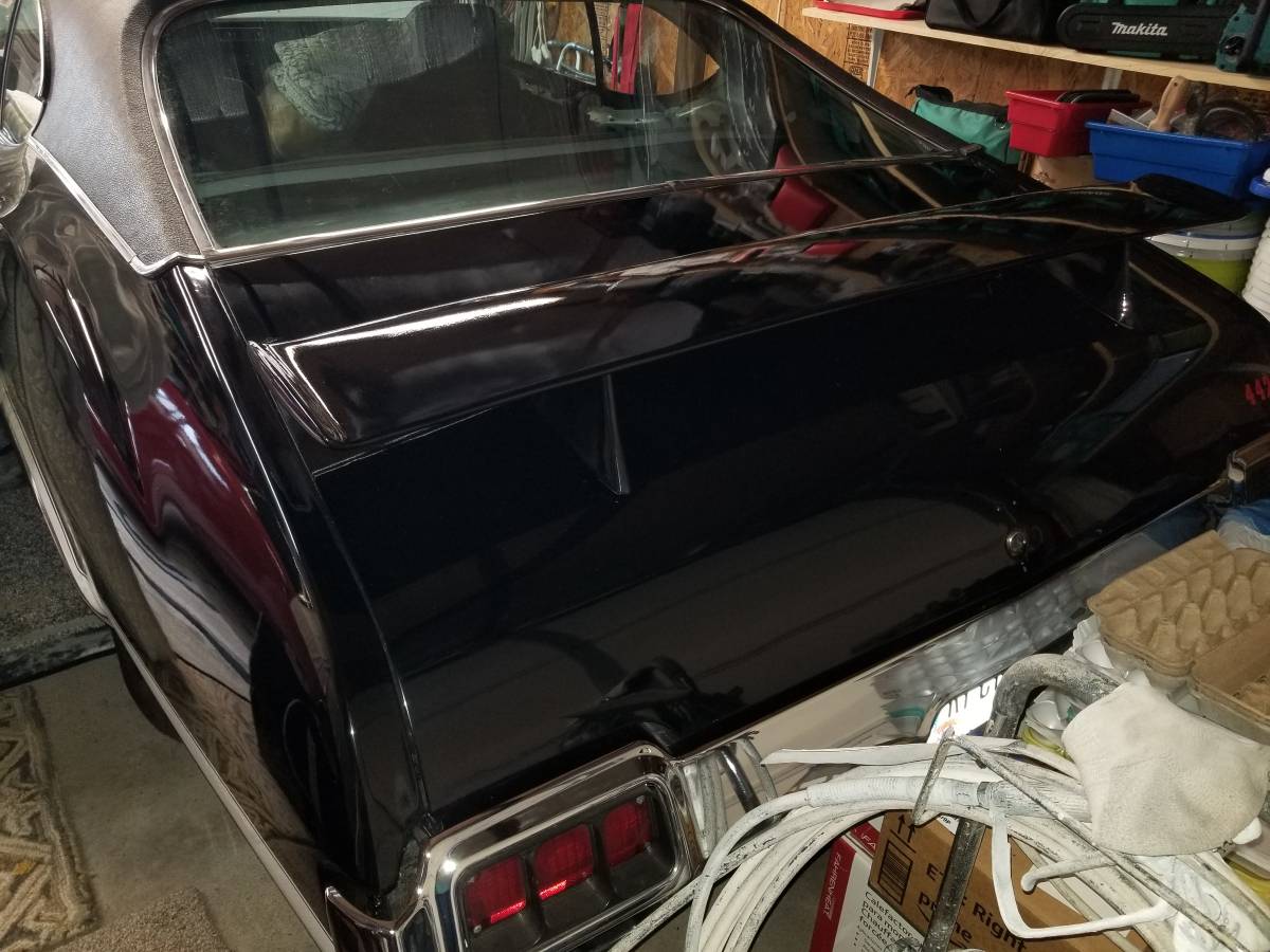 Oldsmobile-cutlass-s-1972-black-2