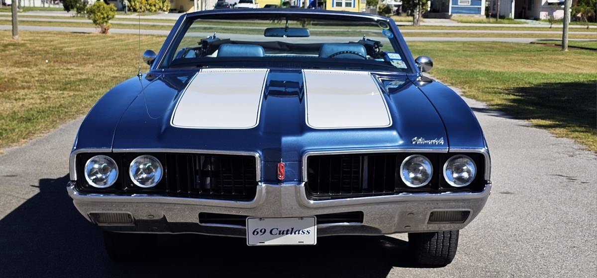 Oldsmobile-cutlass-supreme-1969-blue-7