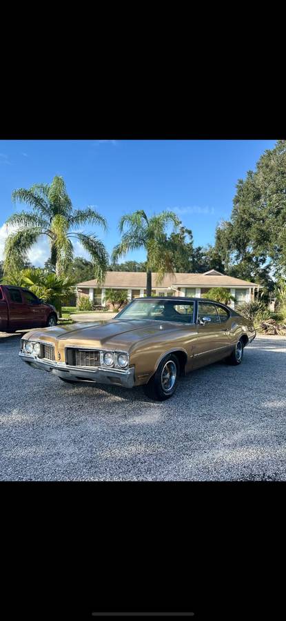 Oldsmobile-cutlass-supreme-1970-5
