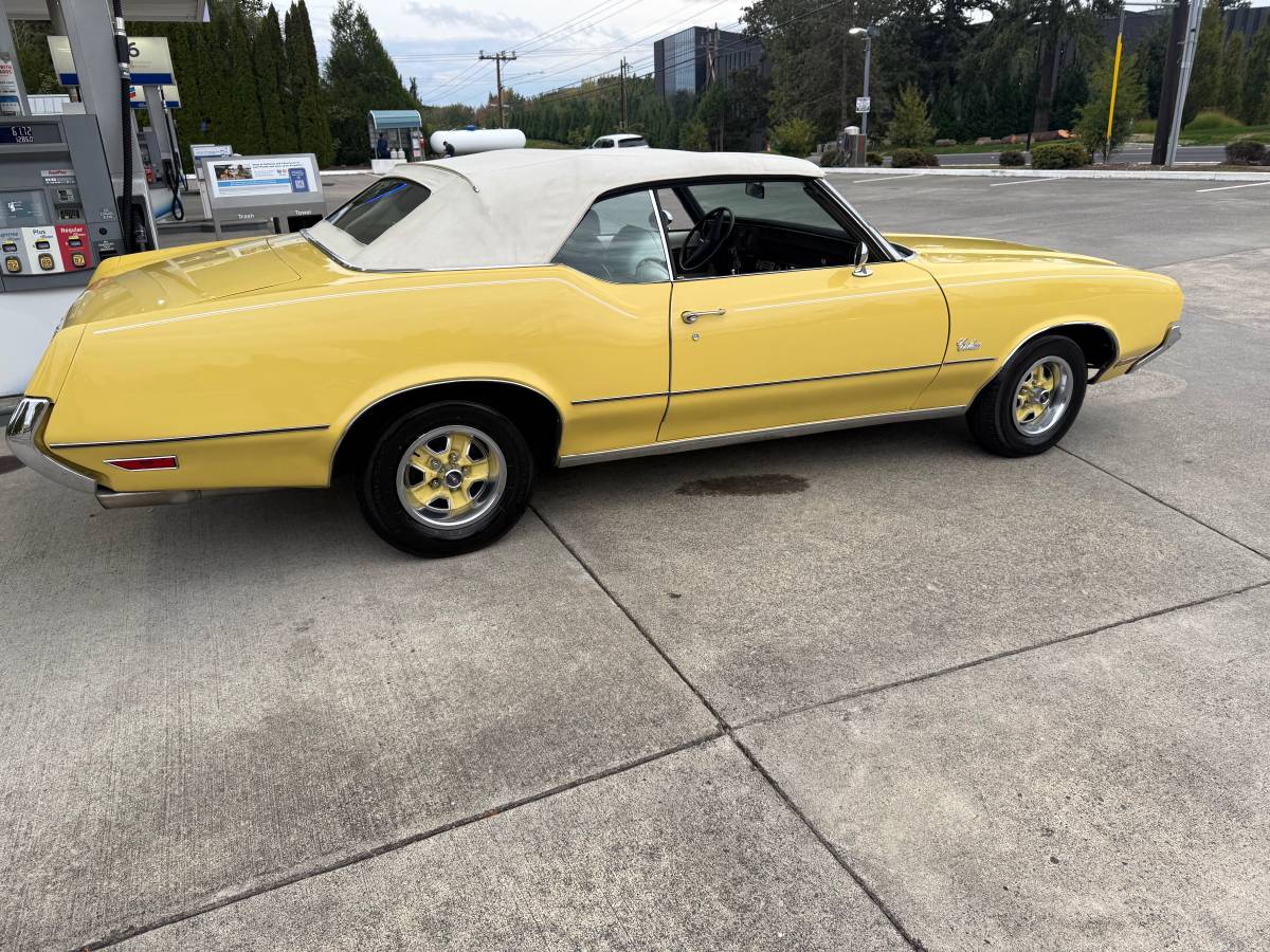 Oldsmobile-cutlass-supreme-1972-5