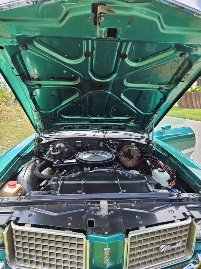 Oldsmobile-cutlass-supreme-1972-green-1