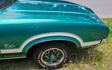 Oldsmobile-cutlass-supreme-1972-green-5