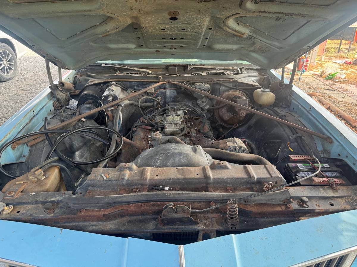 Oldsmobile-cutlass-supreme-1975-5
