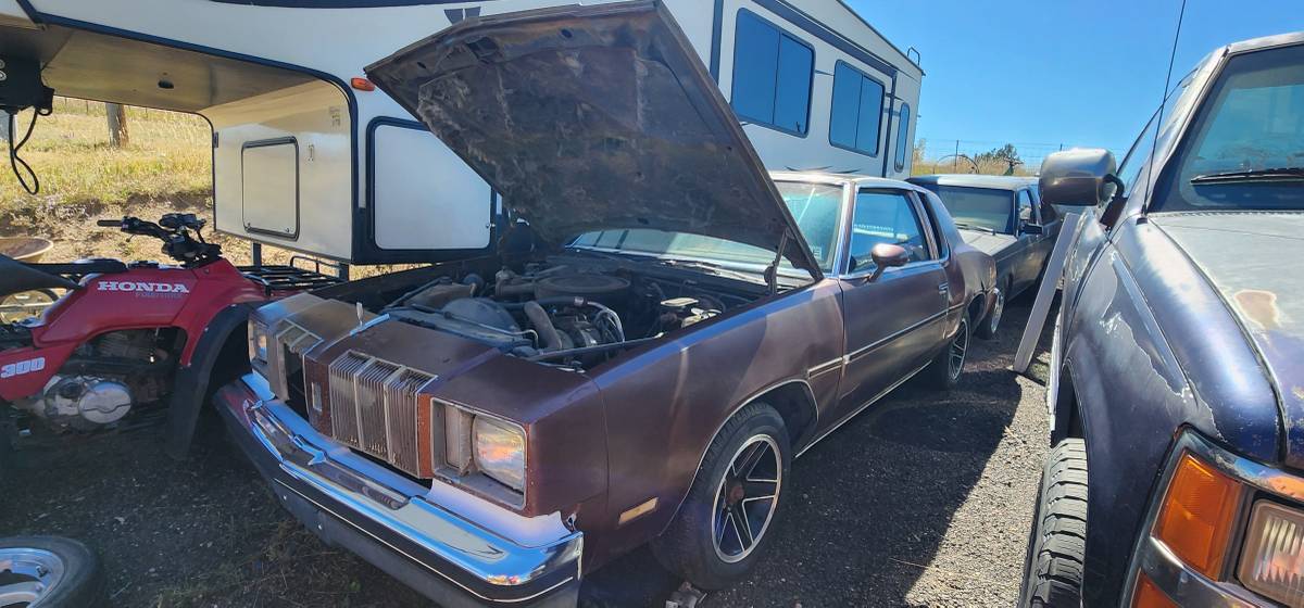 Oldsmobile-cutlass-supreme-1978-2