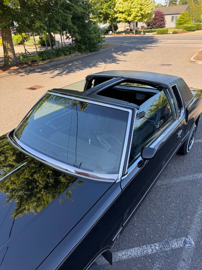 Oldsmobile-cutlass-supreme-1978-black-2
