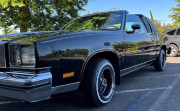 Oldsmobile-cutlass-supreme-1978-black-3