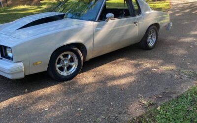 Oldsmobile cutlass supreme 1978