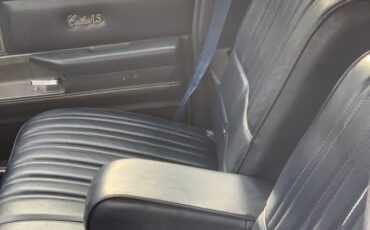 Oldsmobile-cutlass-supreme-1981-2
