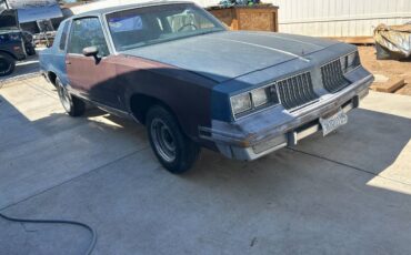 Oldsmobile-cutlass-supreme-1981-3