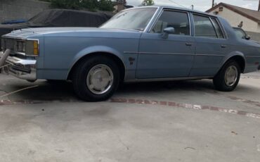 Oldsmobile-cutlass-supreme-1981