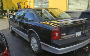 Oldsmobile-cutlass-supreme-1989-black-4