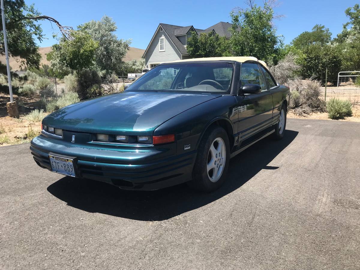 Oldsmobile-cutlass-supreme-1995-green-1