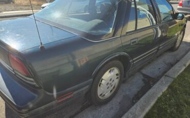 Oldsmobile-cutlass-supreme-1995-green-2