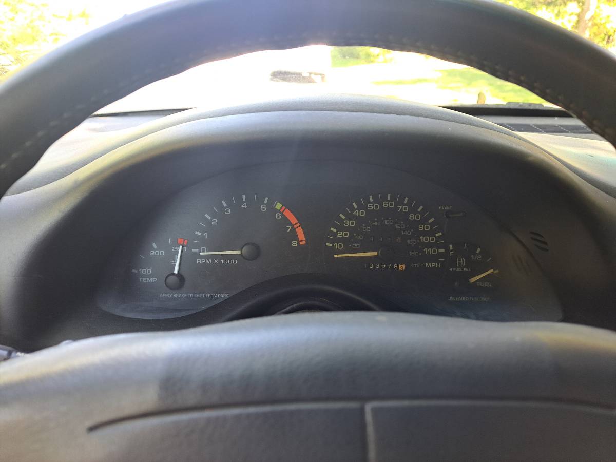Oldsmobile-cutlass-supreme-1995-red-3