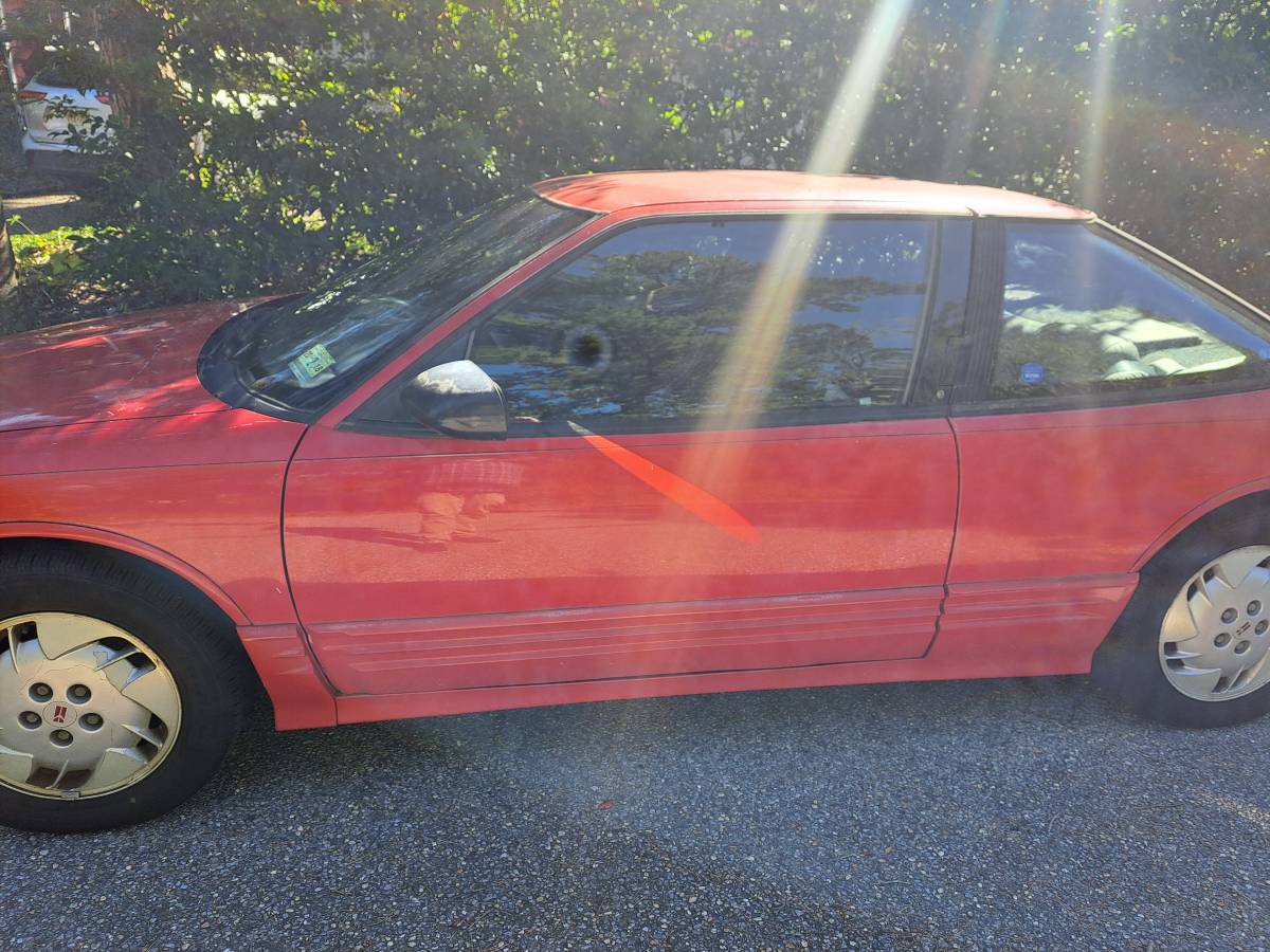Oldsmobile-cutlass-supreme-1995-red-4
