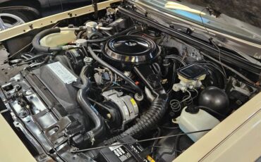 Oldsmobile-cutlass-supreme-brougham-1985-yellow-9