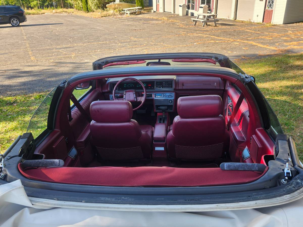 Oldsmobile-cutlass-supreme-convertible-1991-8