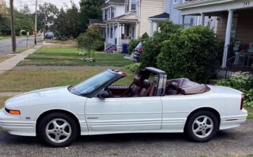 Oldsmobile-cutlass-supreme-convertible-1994-white-1