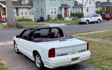 Oldsmobile-cutlass-supreme-convertible-1994-white-3