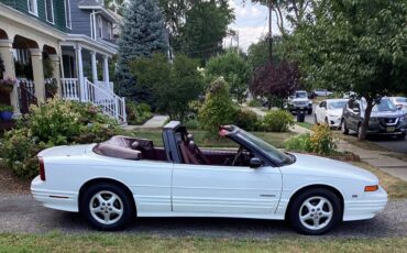 Oldsmobile-cutlass-supreme-convertible-1994-white