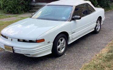 Oldsmobile-cutlass-supreme-convertible-1994-white-6