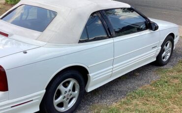 Oldsmobile-cutlass-supreme-convertible-1994-white-8