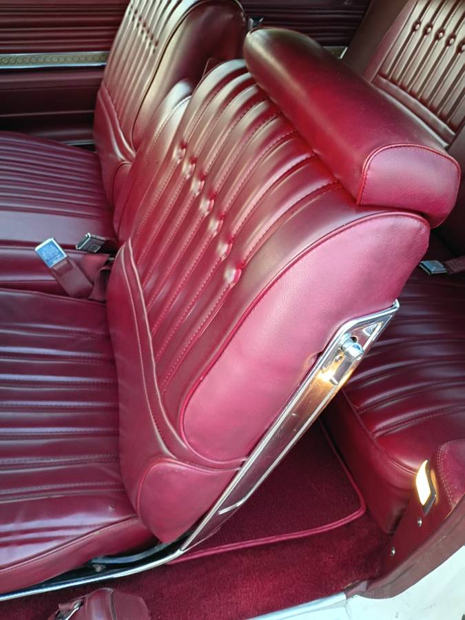 Oldsmobile-delta-88-royale-1975-white-1