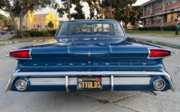 Oldsmobile-dynamic-88-1960-blue-1